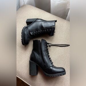 Soda Black Chunky Heel Lace-Up Boots